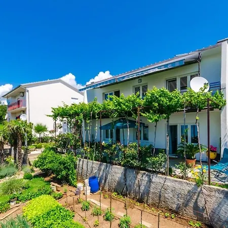 Fuer 8 Personen Ca 76 Qm In Povile, Kvarner Bucht Gespanschaft Primorje-gorski *