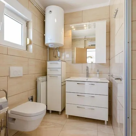 Lägenhet Fuer 8 Personen Ca 76 Qm In Povile, Kvarner Bucht Gespanschaft Primorje-gorski Povile